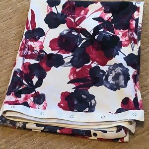 Lululemon Vinyasa Scarf in Inky Floral Ghost Inkwell Bumble Berry